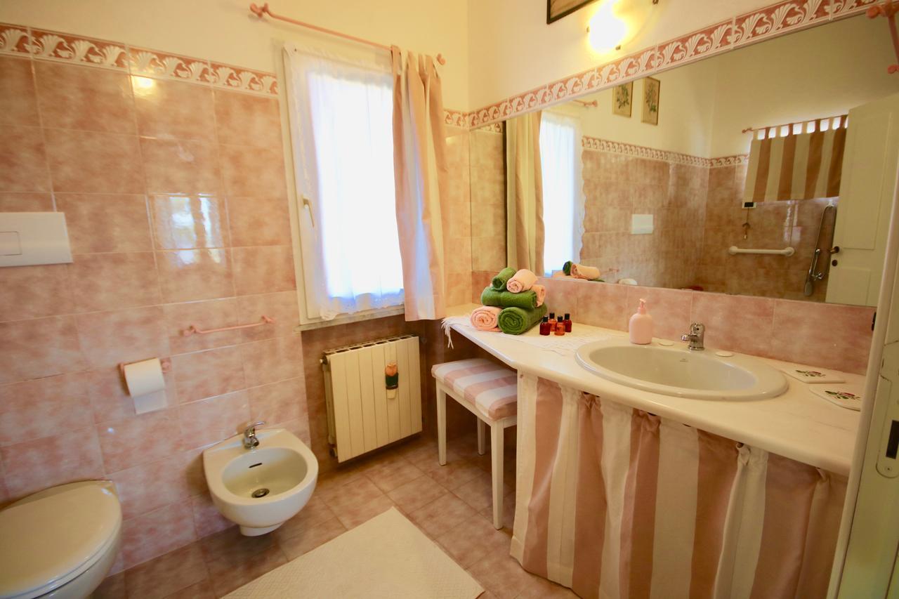 Il Profumo Di Ginestre Bed & Breakfast Olbia Dış mekan fotoğraf